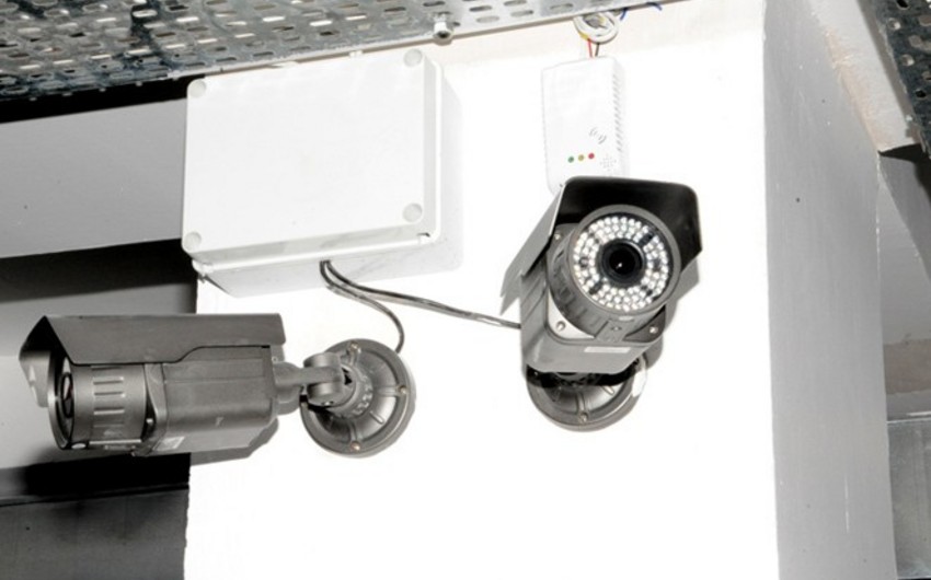 Bakıda kameranın yaddaş qurğusu oğurlanıb