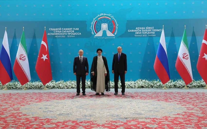 Tehranda Astana üçlüyünün sammiti başa çatıb, birgə bəyannamə qəbul edilib