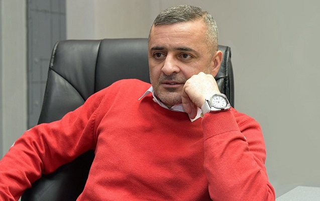 Elman Rəfiyevin ölkədən çıxışına “stop” qoyuldu