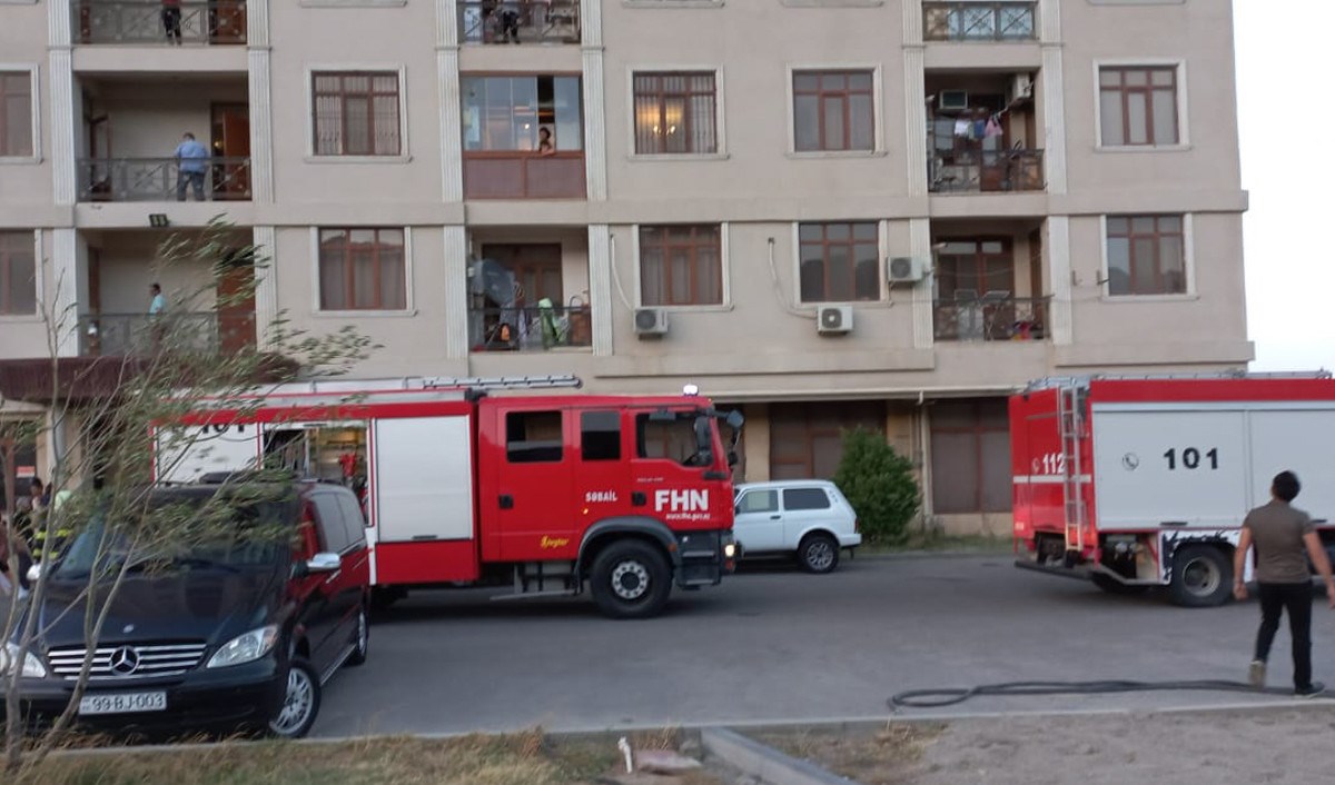 Jurnalistlər binasında yanğın söndürülüb - FOTO - YENİLƏNİB