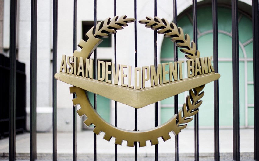 ADB Azərbaycandakı inflyasiyanın sürətlənməsinin səbəblərini açıqlayıb