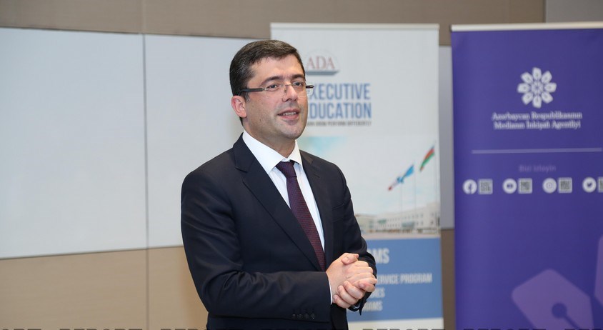 Əhməd İsmayılov: 