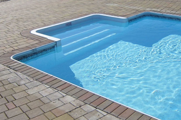 İsmayıllıda istirahət edən qadın hovuzda çimərkən öldü