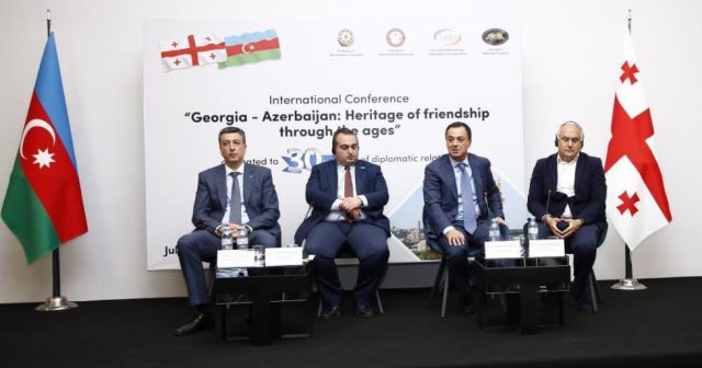 Azərbaycan-Gürcüstan münasibətlərinin 30 illiyi ilə bağlı konfrans keçirilib