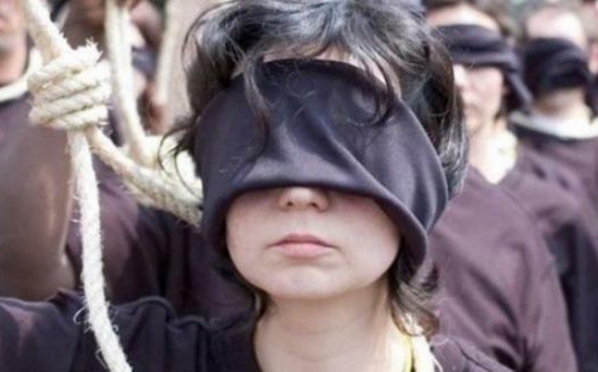 Bu il İranda azı 251 nəfər edam olunub