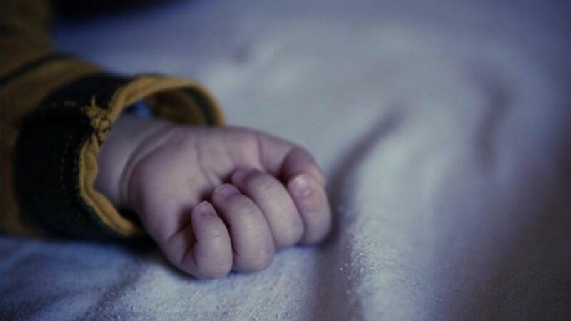 Bakıda 2 yaşlı uşaq qaynar suda yandı