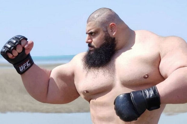 İranlı “Hulk” rəqibinə cəmi 30 saniyə dözə bildi - VİDEO