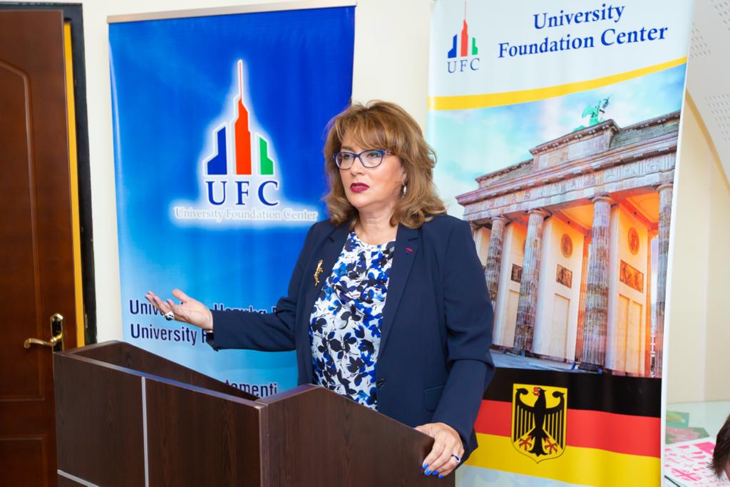 Университетские подготовительные курсы (UFC) - 8 выпускной вечер - новые возможности для азербайджанской молод