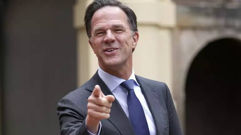 Mark Rutte Hollandiyanın ən uzun müddət vəzifədə olan Baş naziri oldu