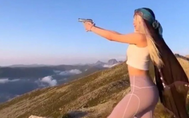 Aleyna Tilkinin silahla görüntüləri tənqid olundu - Video