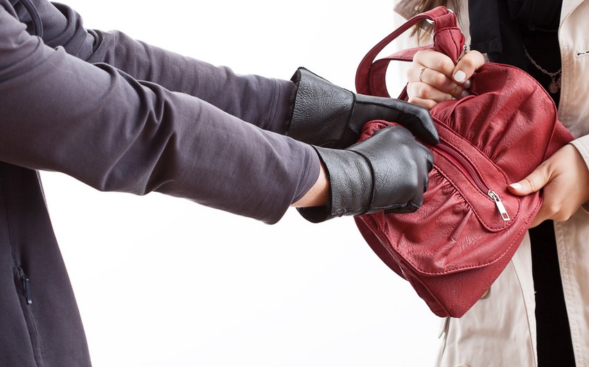 Abşeronda qadına qarşı zor tətbiq edilib