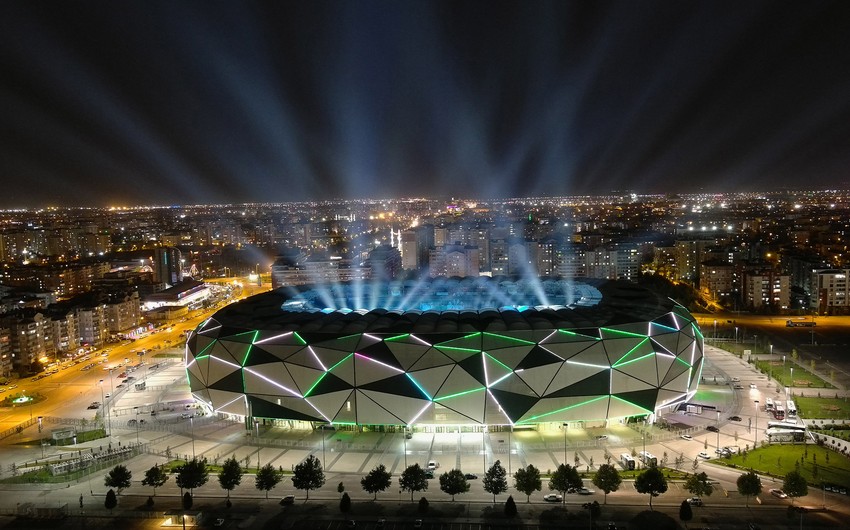 İslam Həmrəyliyi Oyunlarının açılış mərasimi başlayıb