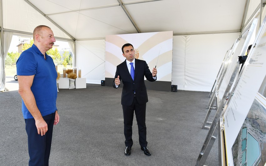 Prezident İlham Əliyev “Ağsu Aqropark”ın fəaliyyəti ilə tanış olub - YENİLƏNİB