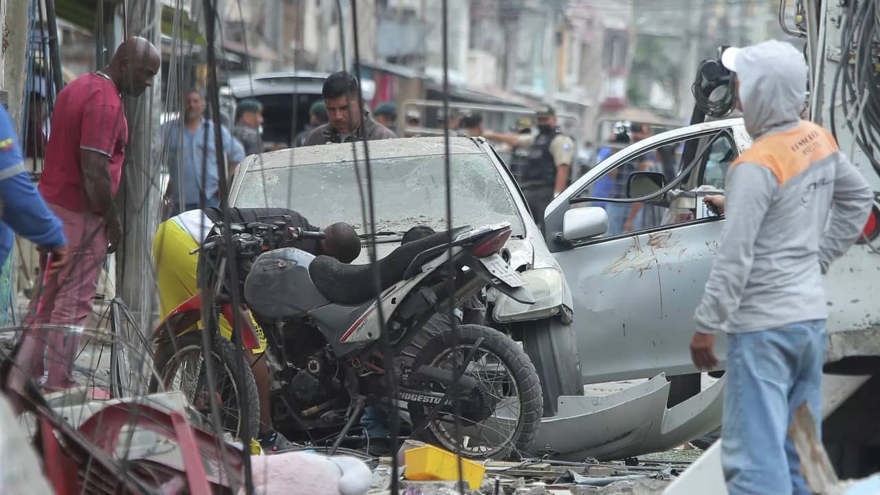 Ekvadorda terror: 5 ÖLÜ 16 YARALI VAR