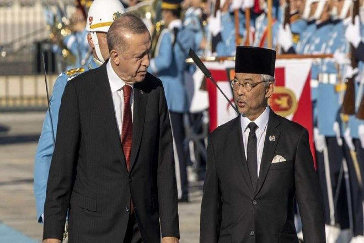Malayziya Kralı Türkiyəyə səfər edib
