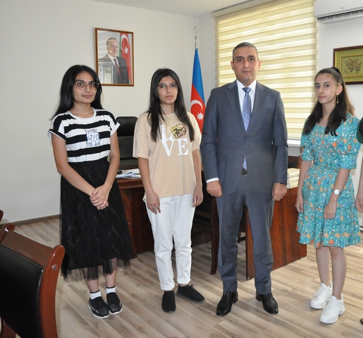 Mingəçevir Dövlət Universitetində yüksək bal toplayan abituriyentlərlə görüş keçirilib