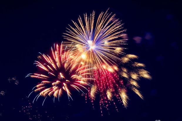 Ermənistanda matəm günü atəşfəşanlıq edildi