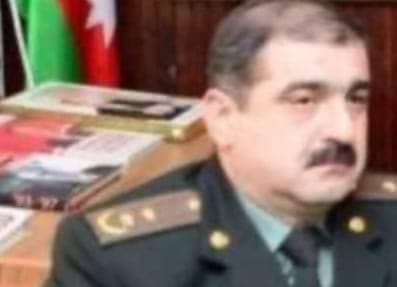 1 saylı cəzaçəkmə müəssisəsinin rəisi Emin Həsənov avtoritetin ölüm günü ilə bağlı yas mərasimi təşkil edib