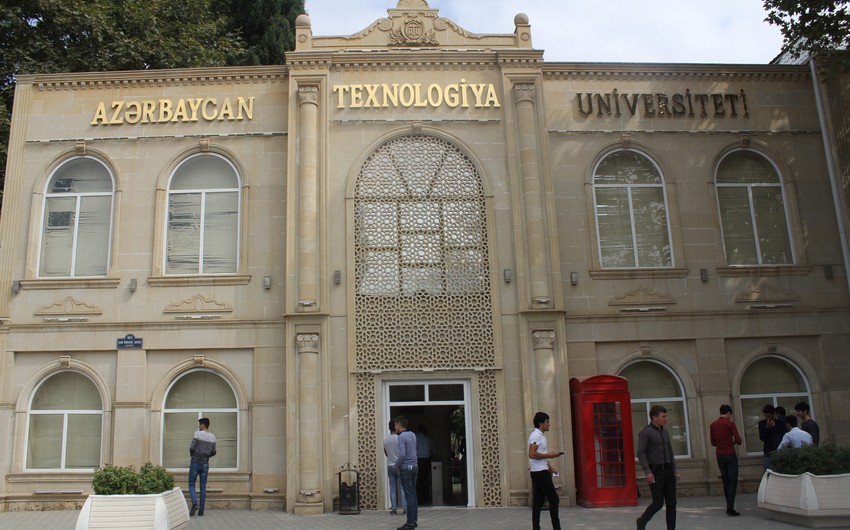 Universitet professoru vəfat edib