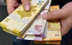 Vəzifə maaşlarına əlavələrin neçə direktor və müavininə şamil olunacağı açıqlanıb