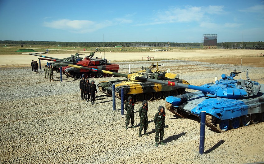 “Tank biatlonu” müsabiqəsinin yarımfinal mərhələsi keçirilib