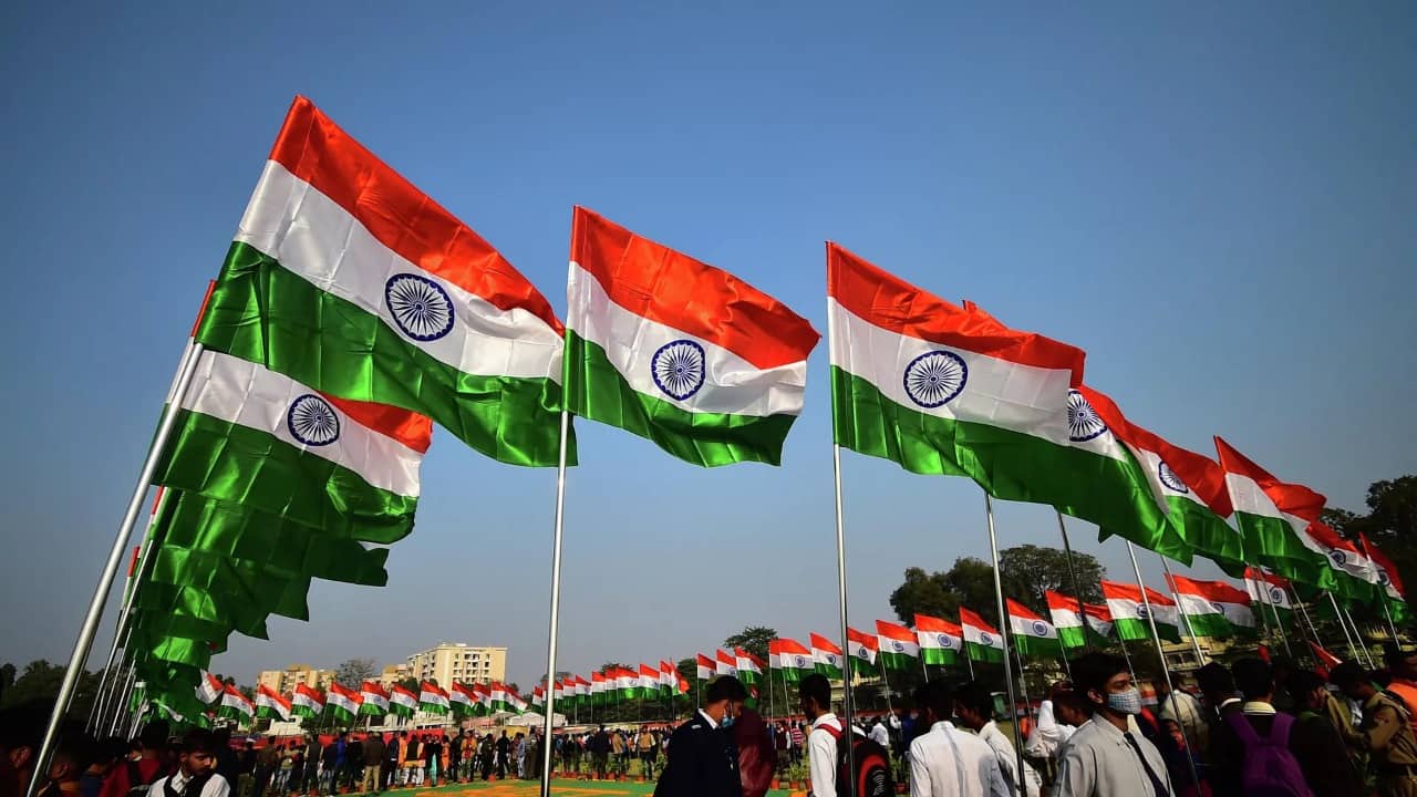 Səhvən raket atıldı, 3 məmur vəzifədən azad edildi