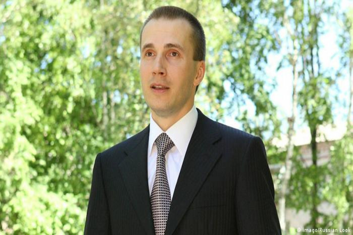 Məhkəmə Viktor Yanukoviçin oğlunun hesabından 8 milyon dollar götürüb