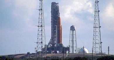 NASA tarixi uçuşu təxirə salır