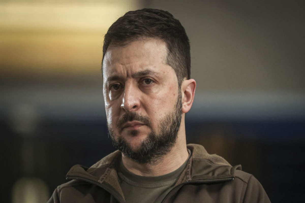 Zelenski Ukraynanın bərpası üçün 800 milyard dollar tələb olunacağını açıqlayıb