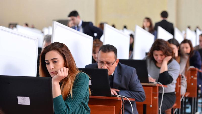 Müəllimlərin sertifikatlaşdırılması imtahanında sualın biri səhv çıxıb, namizədlərə əlavə bal yazılıb