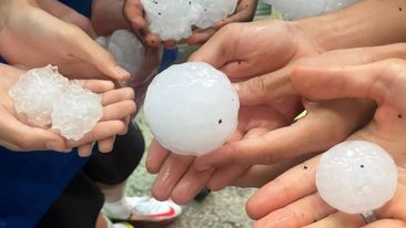 Kataloniyada son 20 ilin ən güclü dolusu: 1 körpə ölüb, 29 nəfər YARALANIB