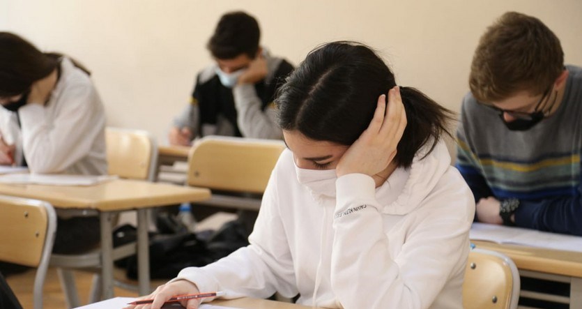 Buraxılış imtahanlarında üzrlü səbəbdən iştirak etməyən 456 şagird əlavə imtahan verəcək
