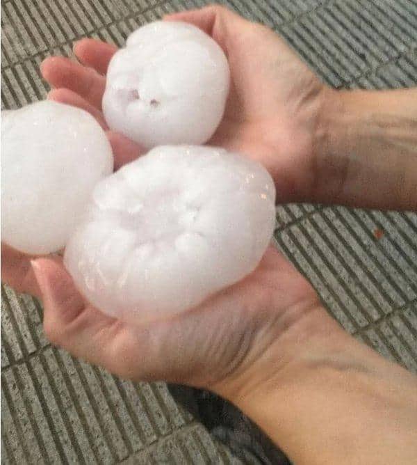 İspaniyada tennis topu böyüklüyündə dolu yağdı : 1 ÖLÜ