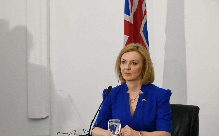 Böyük Britaniyanın yeni Baş naziri yerli biznes üçün yardım paketi hazırlayır