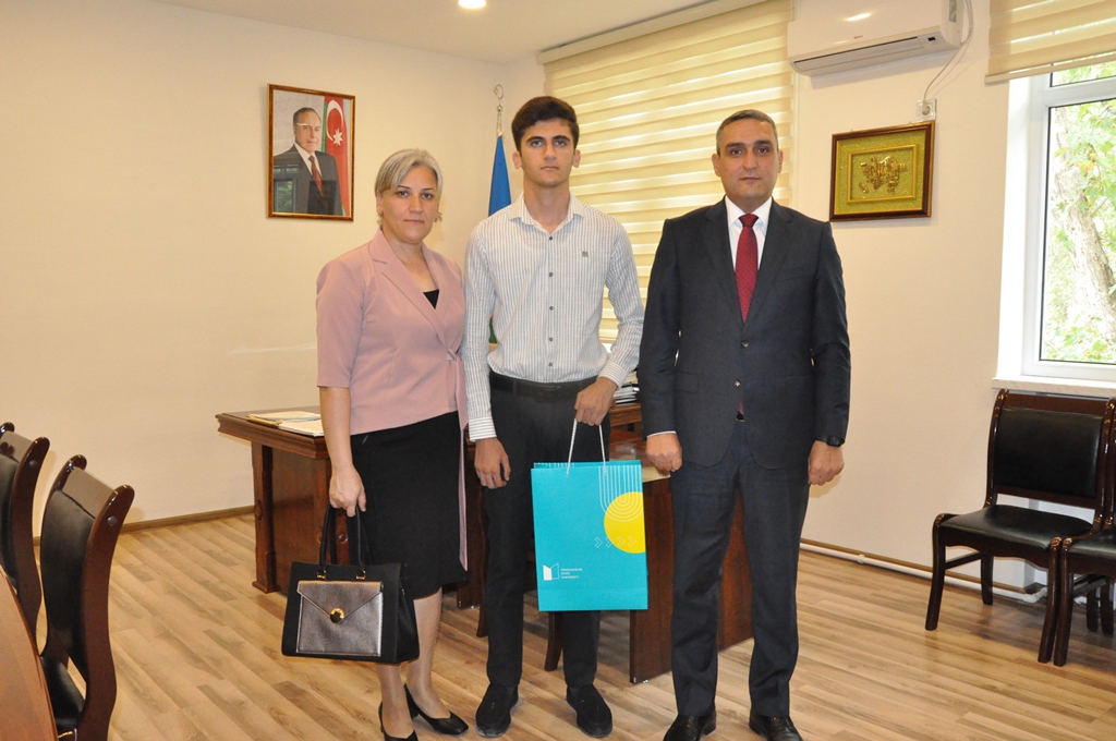 Mingəçevir Dövlət Universitetində şəhid Yasən Əhmədovun  övladı ilə görüş keçirilib
