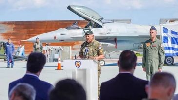 Yunanıstan ABŞ-ın dəstəyi ilə modernləşdirilmiş iki F-16 təyyarəsini təhvil alıb