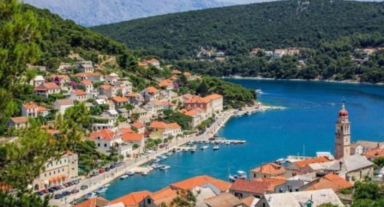 Bosniya Xorvatiyaya nota göndərdi