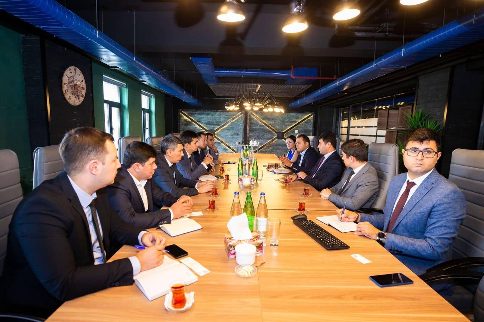 Özbəkistan nümayəndə heyəti “ASAN xidmət”də