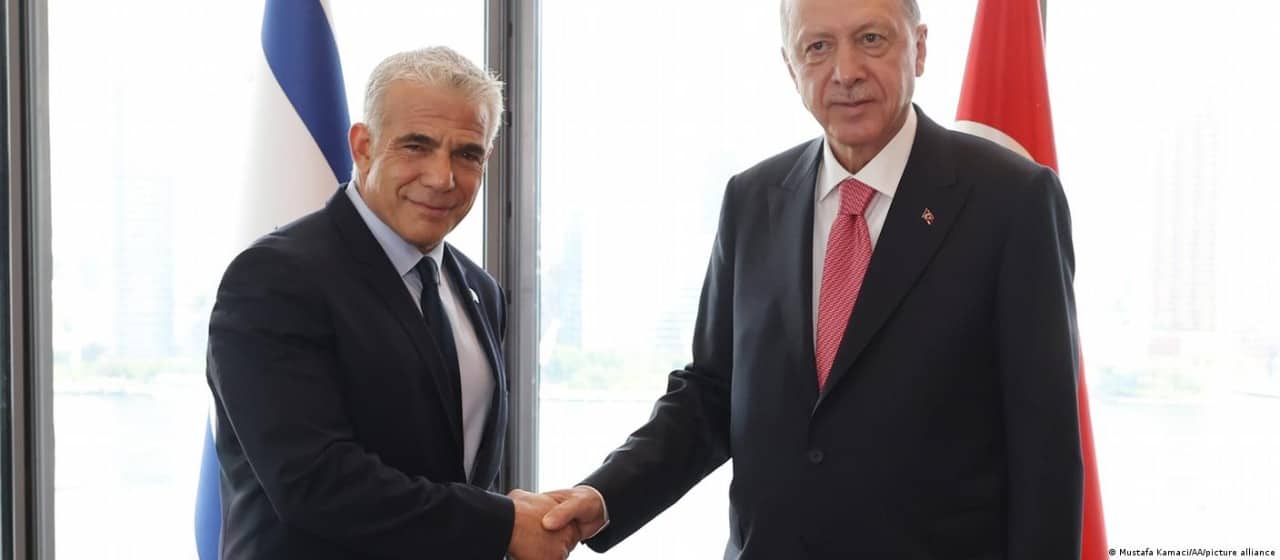 Türkiyə prezidenti 14 ildən sonra ilk dəfə İsrail baş naziri ilə görüşdü