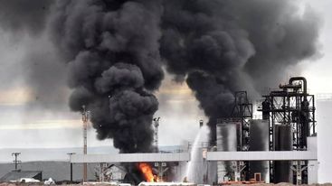 Argentinada neft emalı zavodunda partlayış: 3 NƏFƏR ÖLÜB