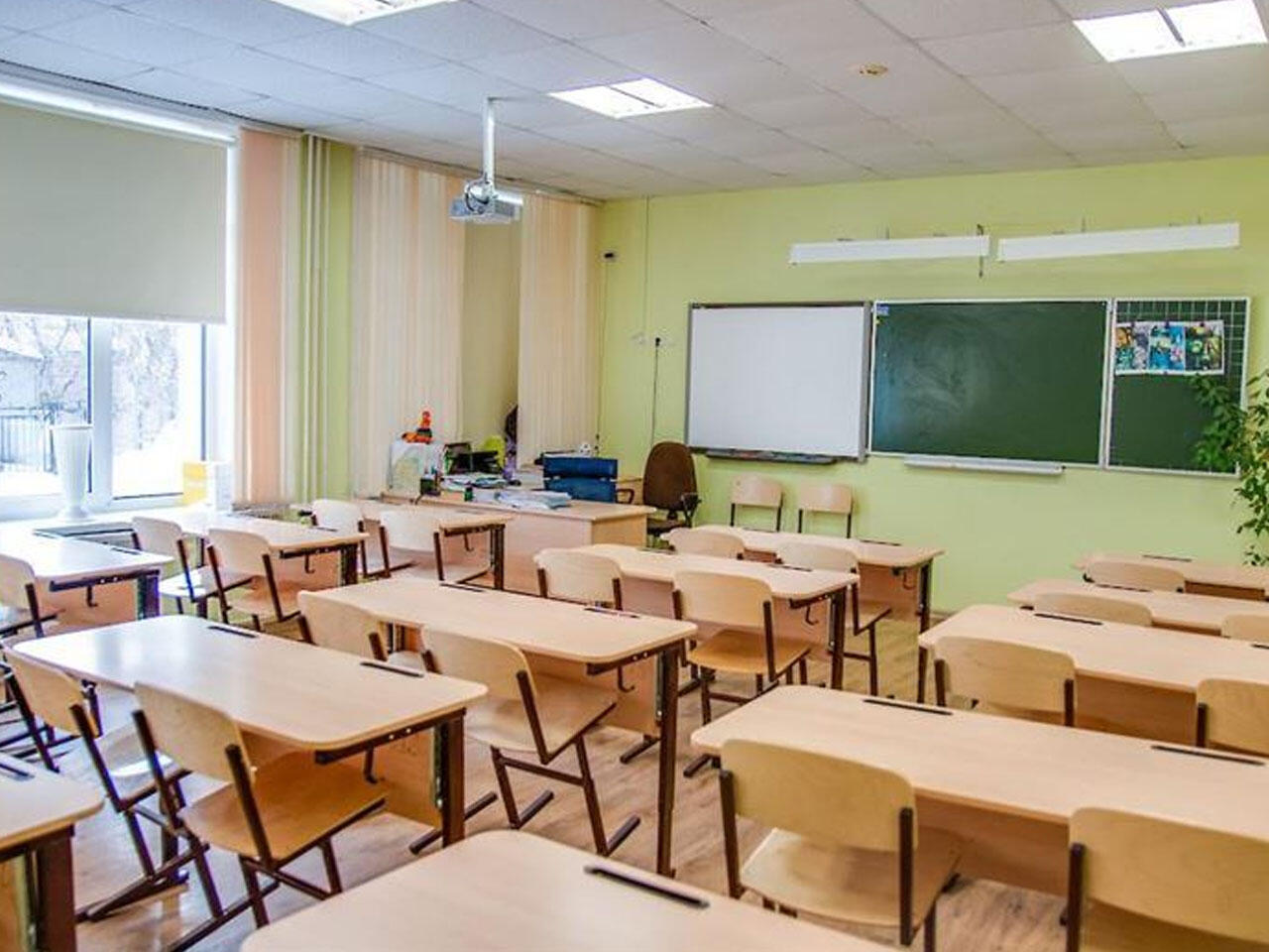 Daha bir məktəb direktorunun səsyazısı yayıldı - Araşdırma aparılır