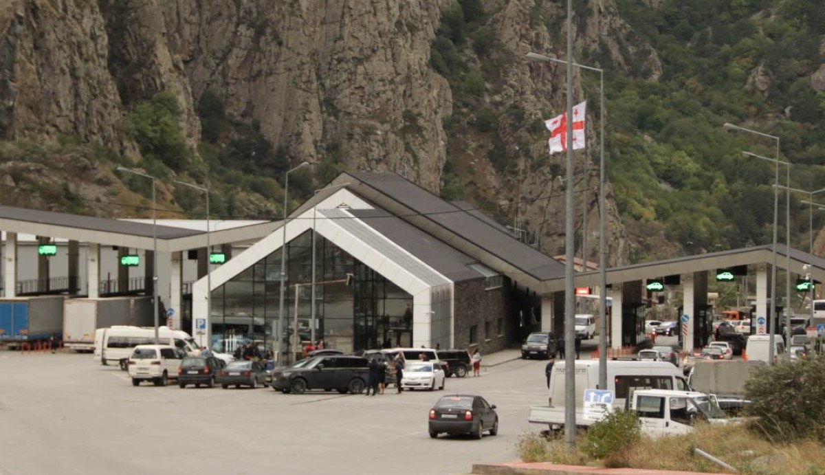 Son iki gündə Rusiyadan Gürcüstana 20 mindən çox insan gedib