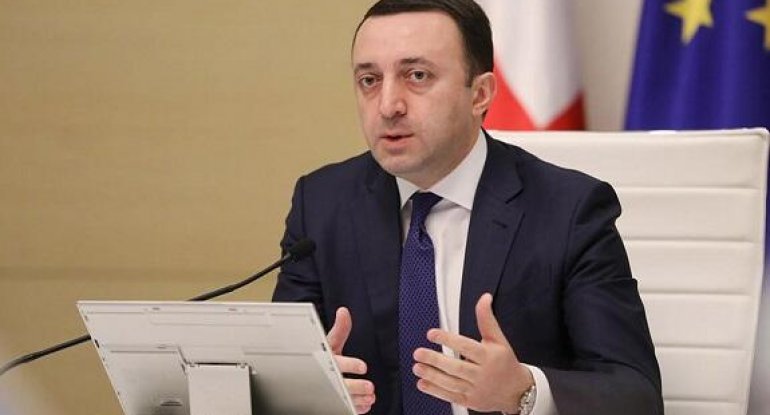 Qaribaşvili Lukaşenkonun Abxaziya səfərini pislədi