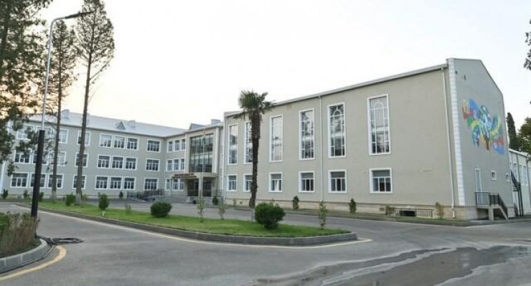 Şagirdin döyüldüyü məktəbə yeni direktor təyin edildi