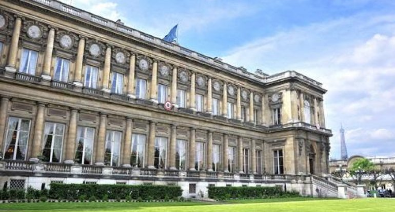 Fransa vətəndaşlarına çağırış etdi: İranı təcili tərk edin