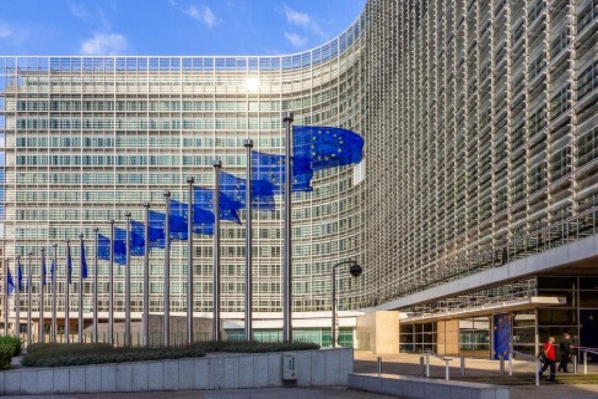 KİV: Aİ Ukraynadakı vəziyyətin danışıqlar yolu ilə həlli üçün çağırış edib