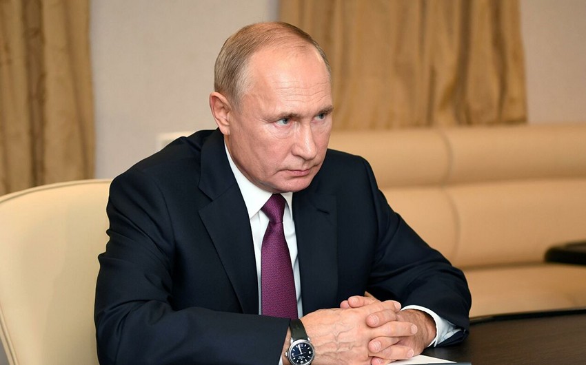 Putin: “Enerji və ərzaq məhsullarının qiymətində volatillik fonunda real aclıq təhlükəsi var”