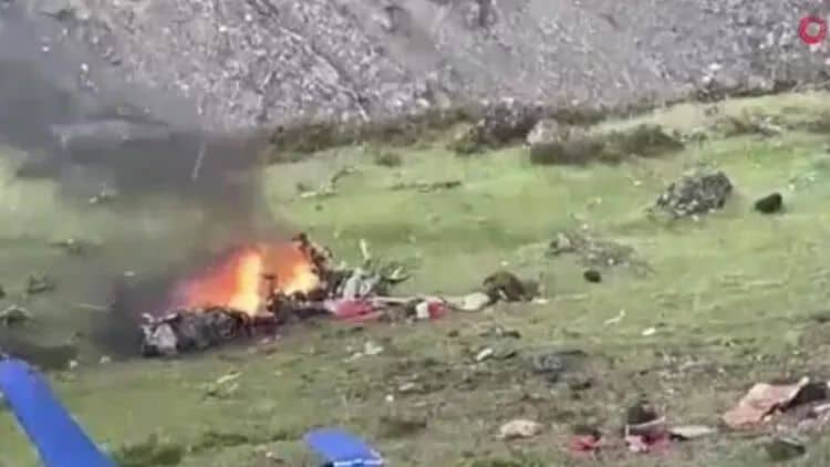 Hindistanda helikopter qəzaya uğrayıb: 6 ÖLÜ
