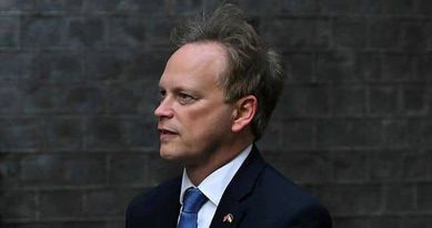 Qrant Şapps Britaniyanın yeni daxili işlər naziri seçilib