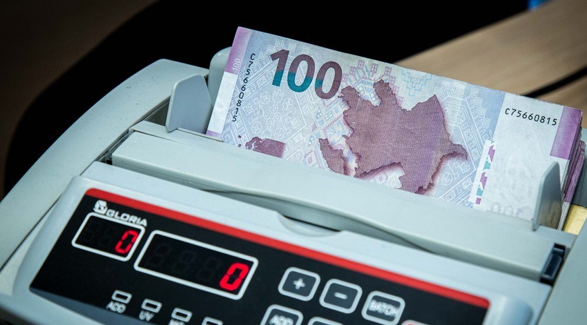 Azərbaycan 9 ayda 1 milyard manatdan çox borc qaytarıb